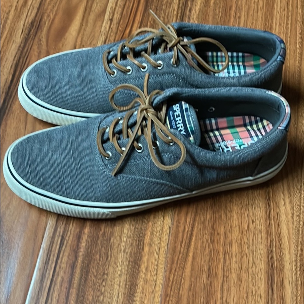 Sperry shoes
